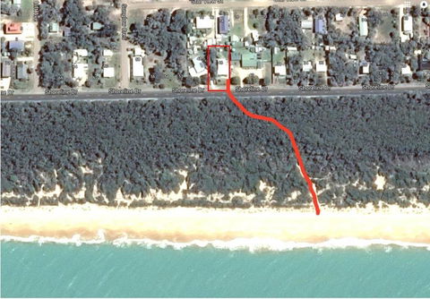 Restashore Beach House - Accommodation Redcliffe 0