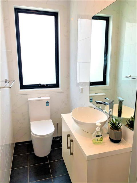 Revesby New Self Contained Granny Flat - Accommodation Redcliffe 3