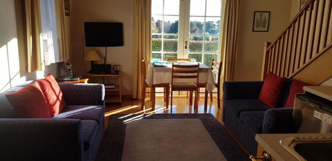 Richmond Barracks - Accommodation Redcliffe 2