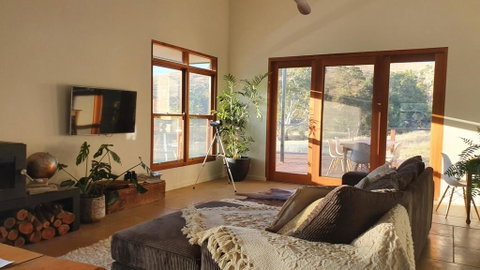 River Cottage Barossa -Self Contained-30 Acres-360 Degree Views-Netflix -Wine-Wifi - Accommodation Redcliffe 1