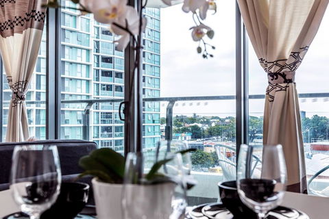 Riverside Living In Portside Wharf Hamilton - Accommodation Redcliffe 3