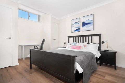 Riverwood Bright 3 Bedroom House With Parking - Accommodation Redcliffe 3