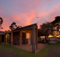 Rockbank Retreat - Accommodation Redcliffe