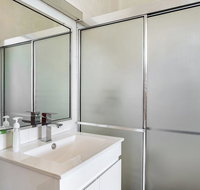 Ronald Avenue 57 - Accommodation Redcliffe