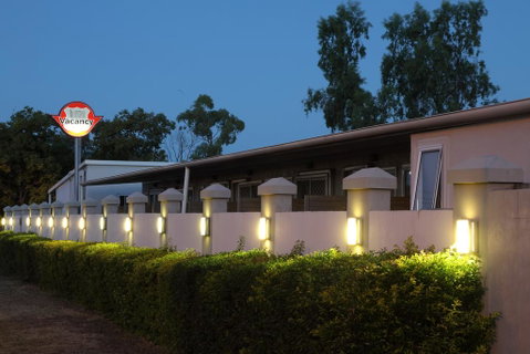 Route 66 Motor Inn - Accommodation Redcliffe 2