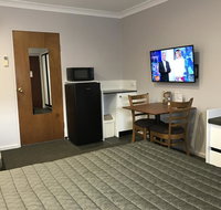Roydons Motor Inn - Accommodation Redcliffe