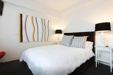 Rubys Room With A View @ Potts Point - Accommodation Redcliffe 2