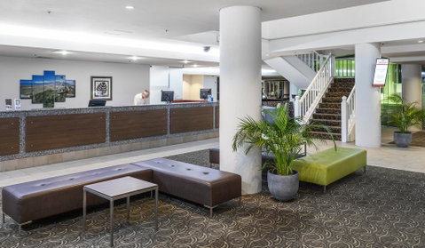 Rydges Esplanade Resort Cairns - Accommodation Redcliffe 2