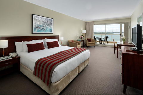 Rydges Hotel Port Macquarie - Accommodation Redcliffe 2
