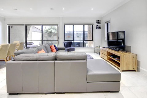 Rye Luxury Retreat - Accommodation Redcliffe 0