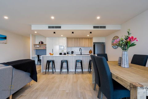 Saltwater Calm At The Cosmopolitan Cotton Tree - Accommodation Redcliffe 2