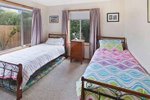 Sama-Sama - Walking Distance To Town And Water - Accommodation Redcliffe 2