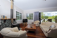 Book Mount Samson Accommodation Vacations Accommodation Redcliffe Accommodation Redcliffe