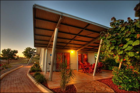 Samson Beach Chalets - Accommodation Redcliffe 0