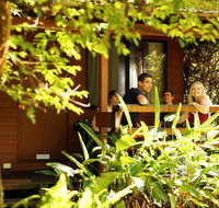 Samurai Beach Bungalows - Port Stephens YHA - Accommodation Redcliffe