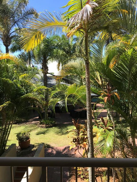 Sanctuary Beach Resort - Accommodation Redcliffe 1