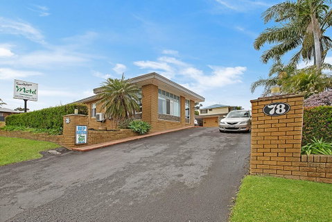 Sandpiper Motel Ulladulla - Accommodation Redcliffe 2