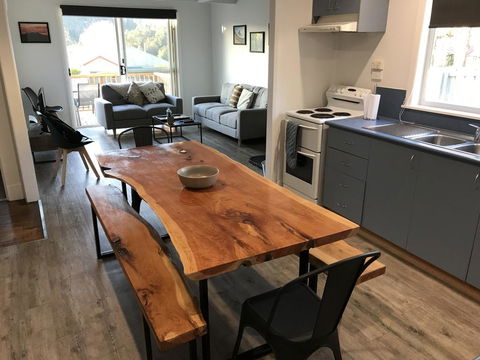 Schoolmasters Digs - Accommodation Redcliffe 0
