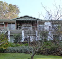 Sea Banksia - Accommodation Redcliffe