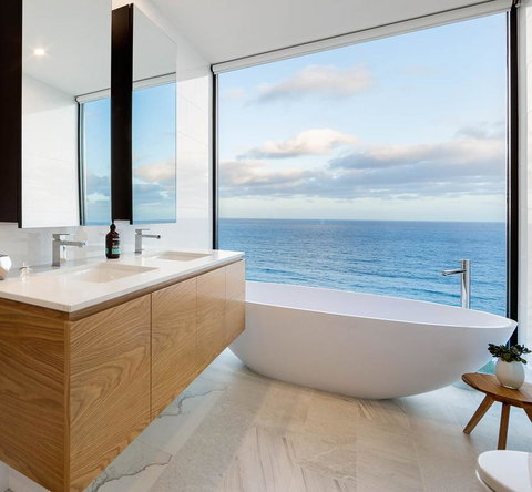 Sea Ranch - Accommodation Redcliffe 2