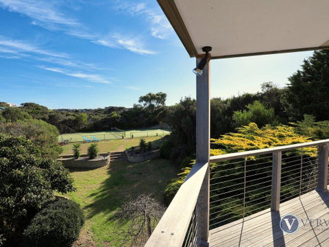 Sea Ranch - Tennis Court And Spa! - Accommodation Redcliffe 0