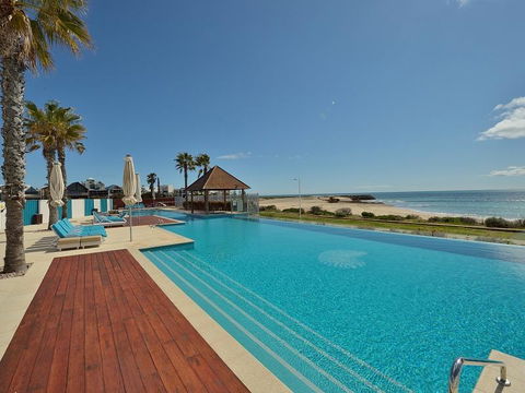 Sea Side 403 - Accommodation Redcliffe 1