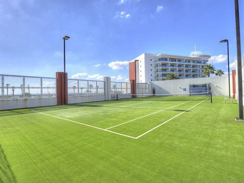 Sea Side 403 - Accommodation Redcliffe 2