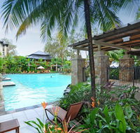 Sea Temple 220 Queen Spa Studio Beachfront Resort - Accommodation Redcliffe