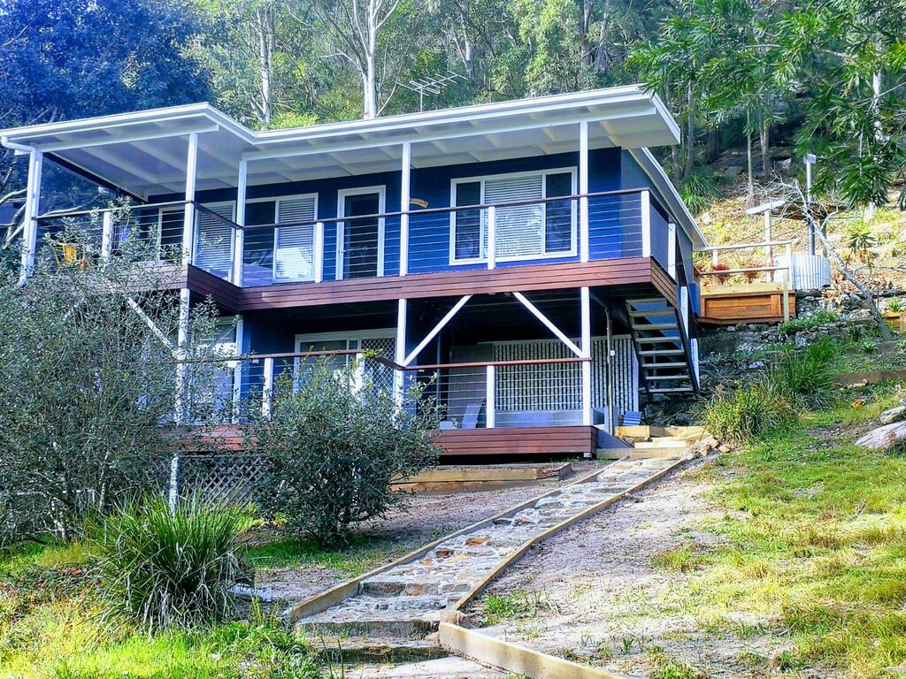 Bar Point NSW Accommodation Redcliffe