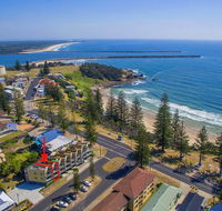 Seaspray Unit 7 straight across the road from Main Beach Yamba - Accommodation Redcliffe