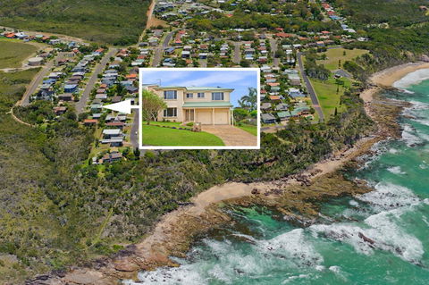 SEAVIEW DREAM - Bonny Hills - Accommodation Redcliffe 0
