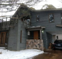 Secret Hut - Accommodation Redcliffe