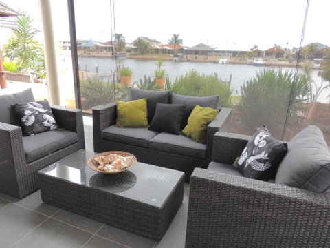 Serenity On Murray Waters B&B - Accommodation Redcliffe 1