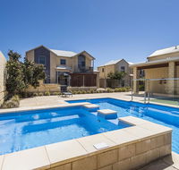 Serenity on the Terrace - Accommodation Redcliffe