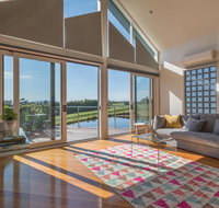 Seville Estate - Accommodation Redcliffe