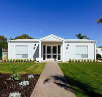 Shack 207 - Accommodation Redcliffe