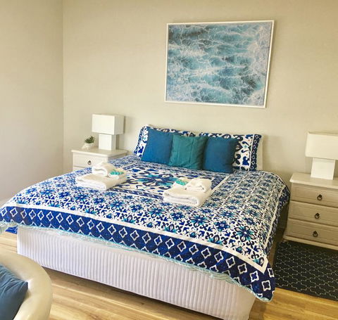 Shades Of Blue Eco Retreat - Accommodation Redcliffe 2