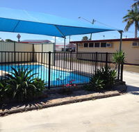 Shell Motel Pearly Shell Motel - Accommodation Redcliffe