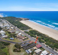 Shelly Beach House 1 - Accommodation Redcliffe