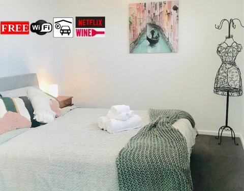 Sherrard Place - Accommodation Redcliffe 2