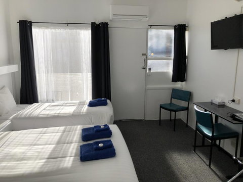 Ship Inn Motel - Accommodation Redcliffe 3