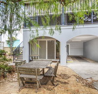 Shoal Bay Avenue Unit 2/7 - Accommodation Redcliffe