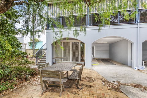 Shoal Bay Avenue, Unit 2/7 - Accommodation Redcliffe 0