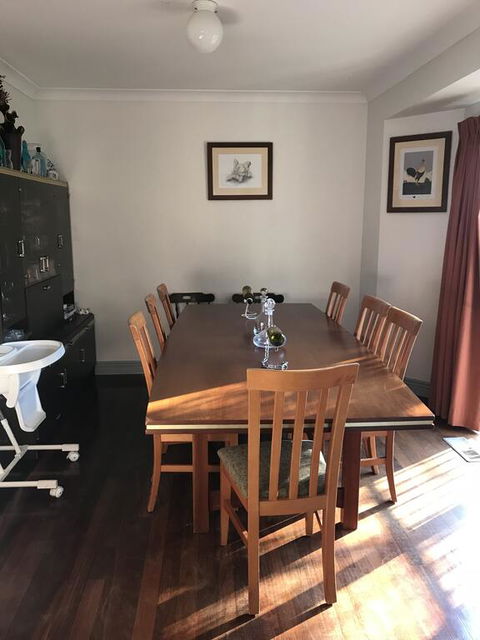 Short Stays At Janines - Accommodation Redcliffe 2