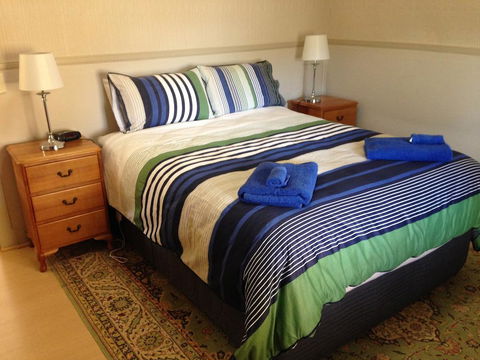 Showgrounds Cottage Naracoorte - Accommodation Redcliffe 1