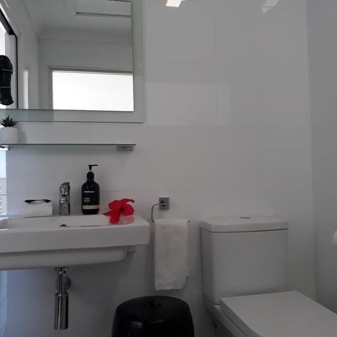 Shutters By The Sea Kiama - Accommodation Redcliffe 3