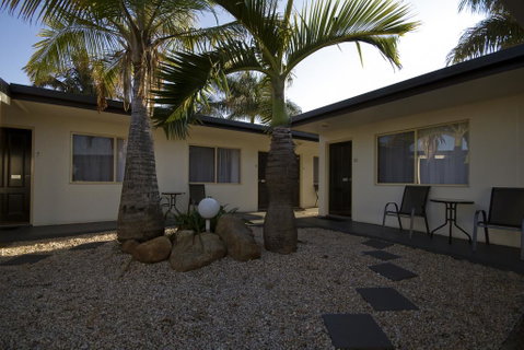 Silo Motor Inn - Accommodation Redcliffe 3