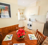 Silver Birches Holiday Unit 5 - Accommodation Redcliffe