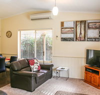Silver Birches Holiday Village  Unit 8 - Accommodation Redcliffe