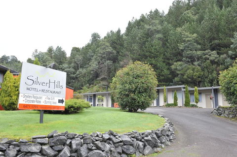 Silver Hills Motel - Accommodation Redcliffe 0